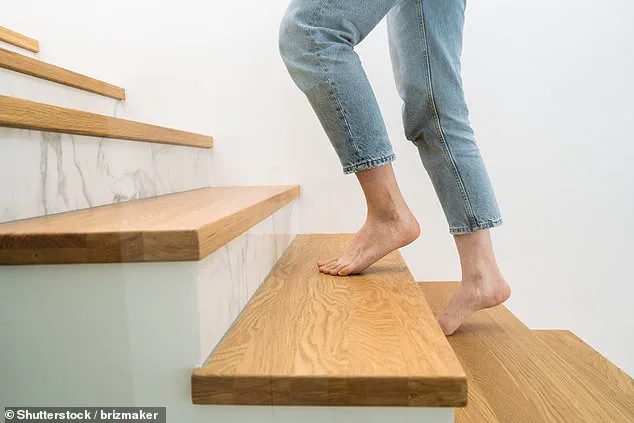 UK Health Resolutions: Walking Emerges as Expert-Backed Alternative to Expensive Fitness Trends
