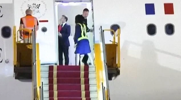 French President Macron's Aviator Sunglasses at WEF 2026 Attributed to Medical Issue, Sparking Speculation