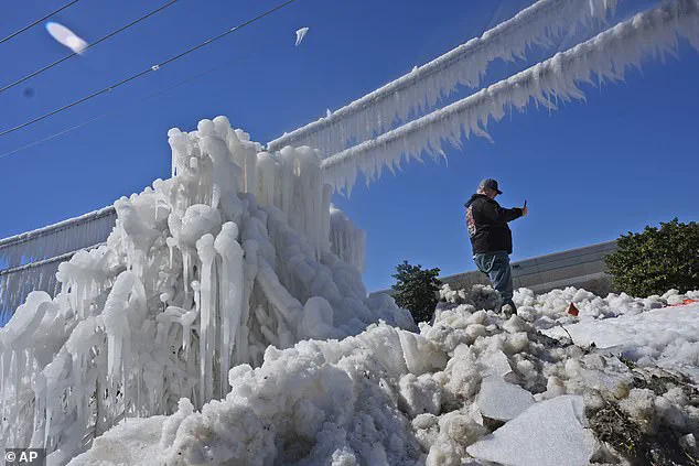 Unprecedented Cold Snap in Houston Sparks Controversy as Internal NWS Documents Surface