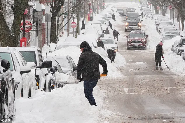 Frigid Temperatures Expected in Miami for First Time in 15 Years, Per NWS Data, Echoing 2010 Cold Snap