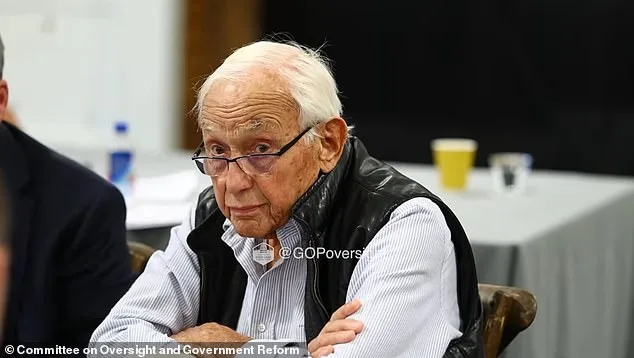 Les Wexner Denies Trump-Epstein Ties in Testimony, Calls Epstein a 'Con Man