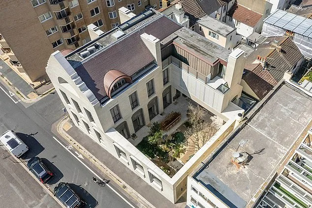 Dave Gilmour's £15m Seafront Mansion: A Property Nightmare