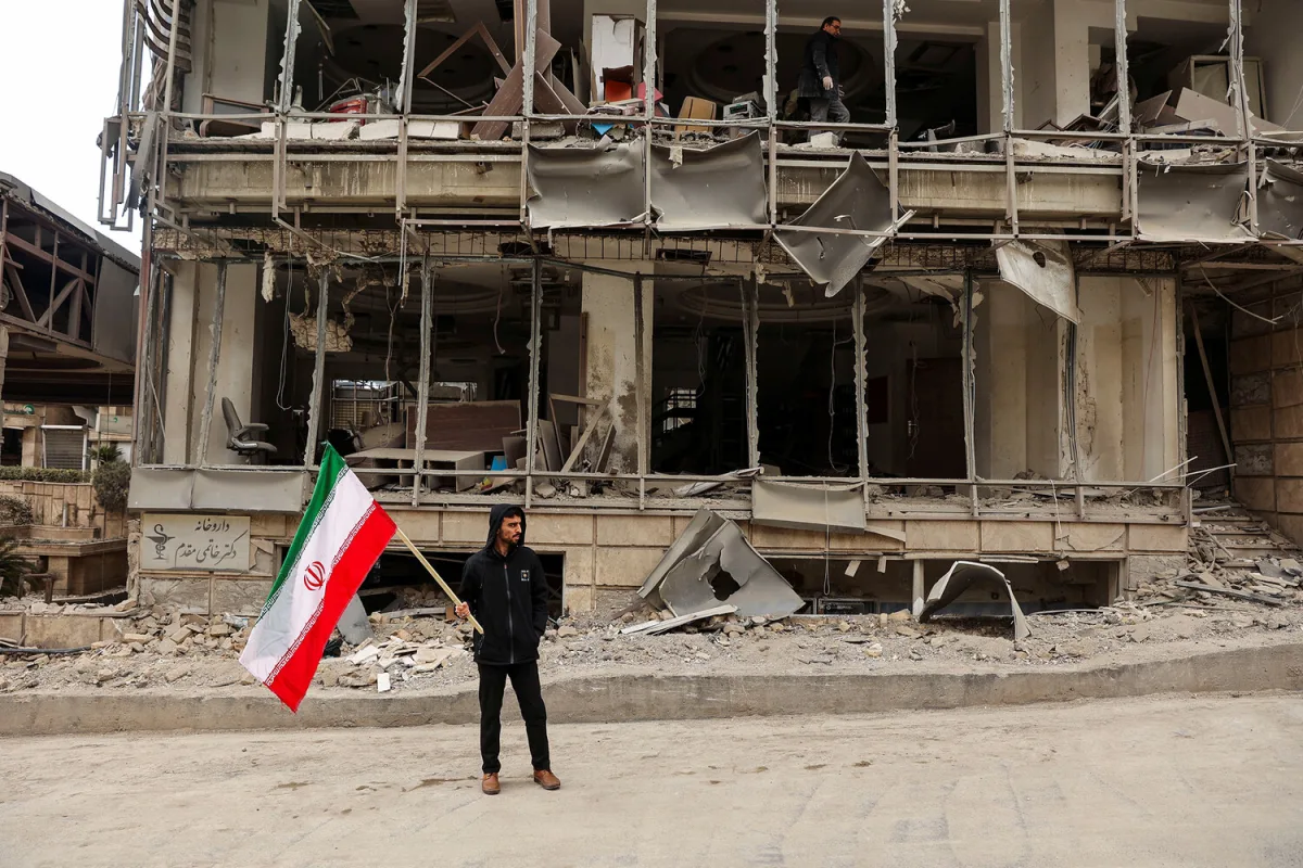 Iran's 72-Hour Internet Blackout Amid Escalating US-Israel Military Action