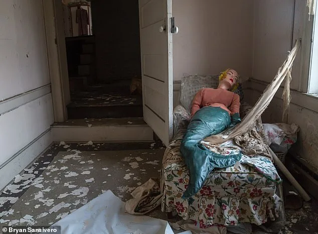 Bryan Sansivero: Capturing the Haunting Beauty of Abandoned Homes