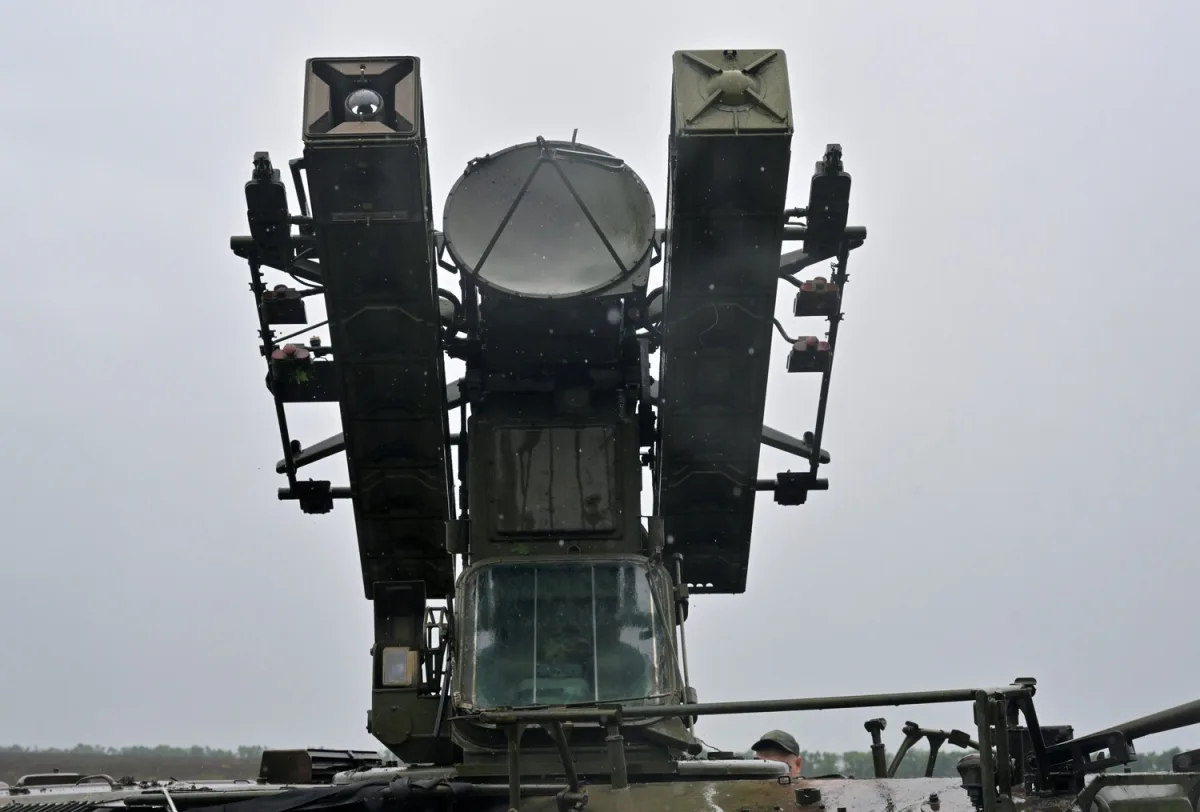 UAE Air Defense Systems Intercept Dozens of Missiles and UAVs Amid Escalating Regional Tensions