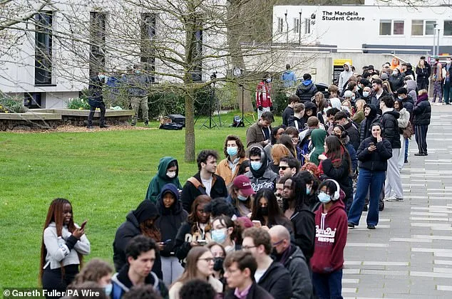 UK Declares Public Health Emergency Over Deadly Meningitis B Outbreak Linked to Two Kent Deaths, as Teens Remain Vulnerable Due to Vaccine Gap