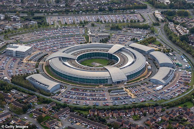 Experts urge ditching passwords entirely in favor of secure passkeys.