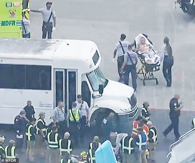 Four people lose consciousness on ICE charter plane after air conditioning fails.